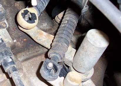 Automatic Transmission Diagram on Plain Worn Out And Mushy Do Your Transmission Bushings Look Like These
